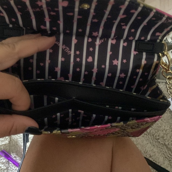 Betsy Johnson purse - Picture 3 of 4